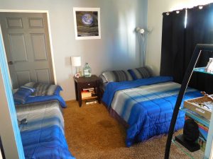 Room with Private entrance and restroom, Laundry, 10 Strains to choose from. Adventure tour guide