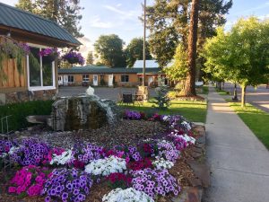 Evergreen Hotel Libby Montana Bud and breakfast rental blog