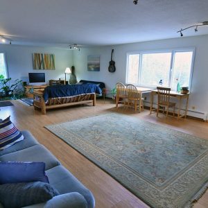 Alaskan Homestead and Ecolodge, Jupiter Garden