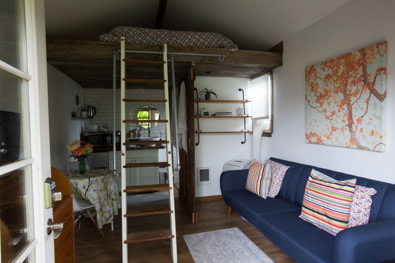 Unique Urban Tiny House Experience