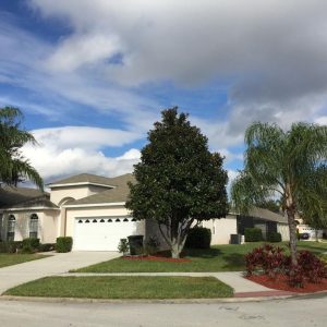 WINDSOR PALMS – IMMACULATE 4/3 POOL HOME NEAR CLUBHOUSE