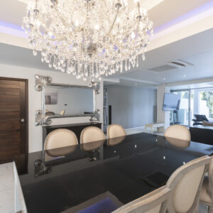 4 bedroom & 4 bathroom pool villa. 7 kms from Patong beach