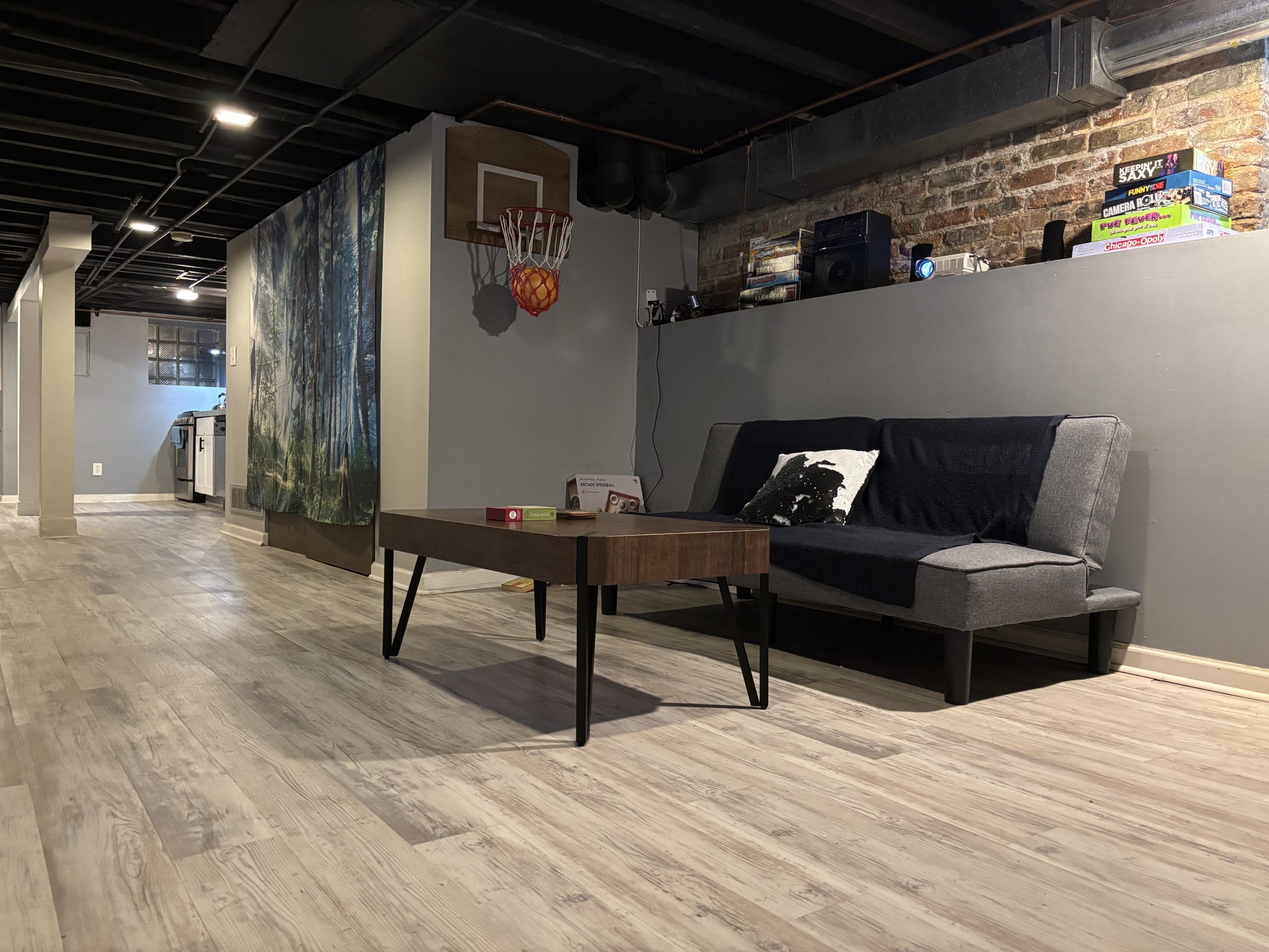 Artist Lofty Garden in Humboldt Park - 2BR + games