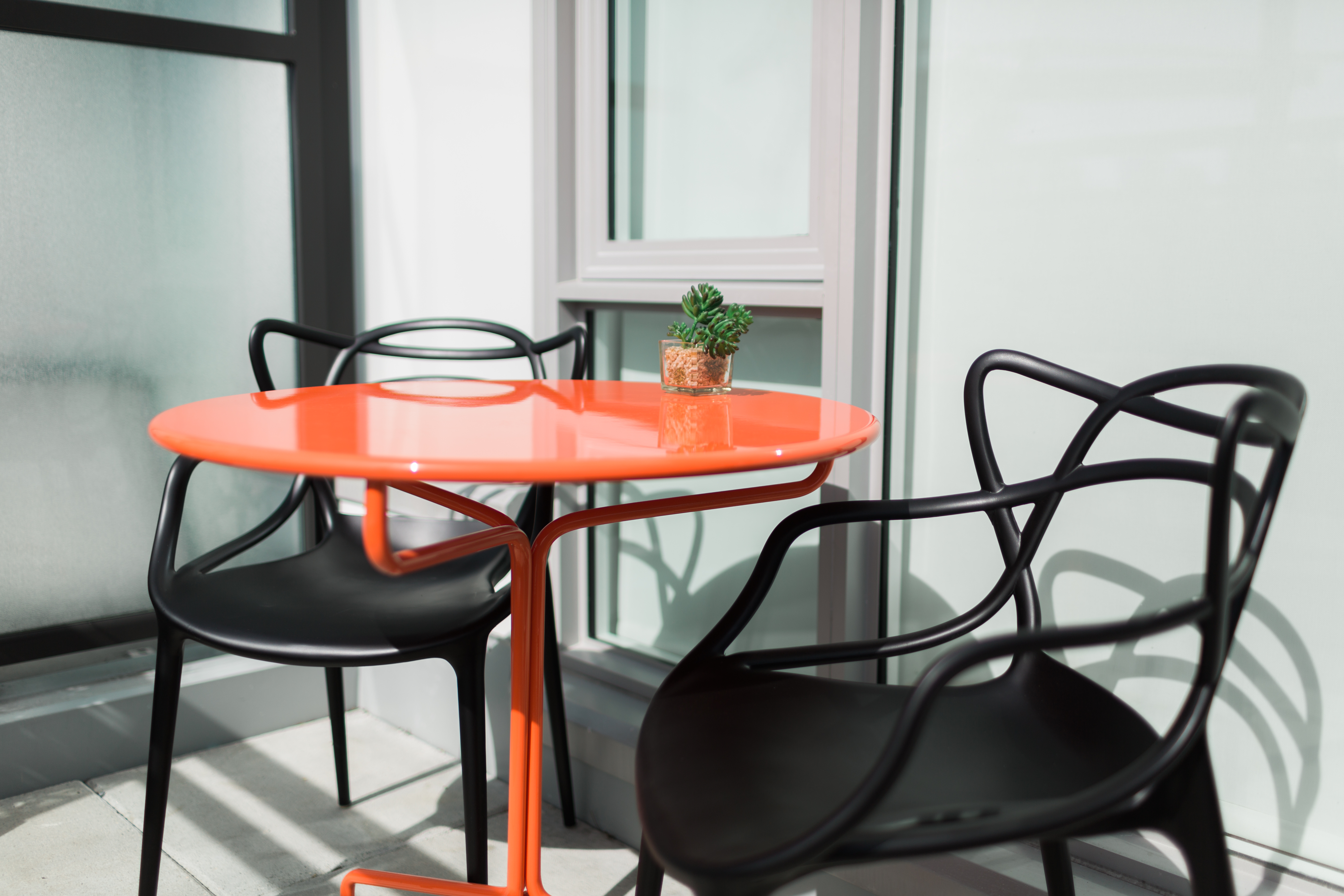 Stiletto Stoner Alert! Cultural Heart of Downtown Vancouver – Parking!