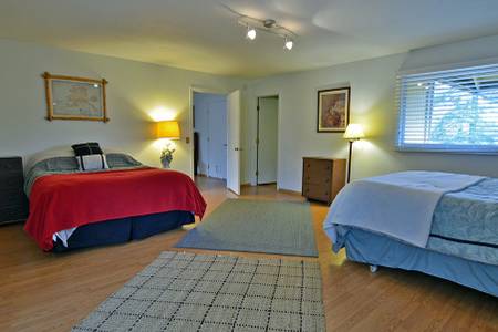 Alaskan Homestead and Ecolodge, Jupiter Garden