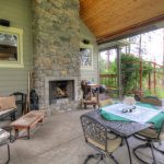 River House Bud & Breakfast patio