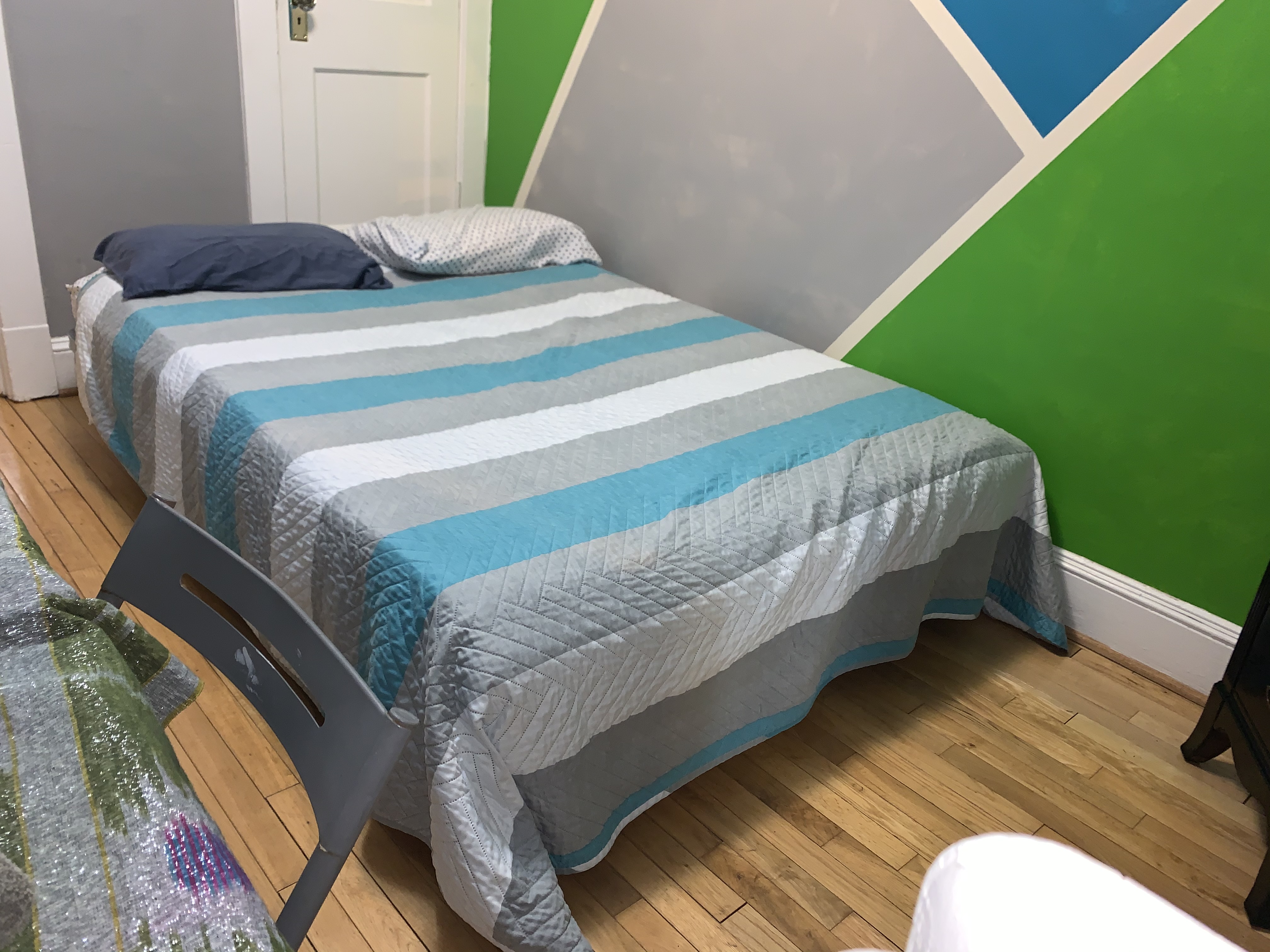 The Whole D@mn Escape – 2 bedroom Oasis