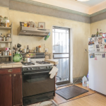 2-Bedroom suite w private bath: 1908 bungalow: Trendy foodie area: COVID-19/Health Aware: Gratis doobie & bottle of wine!